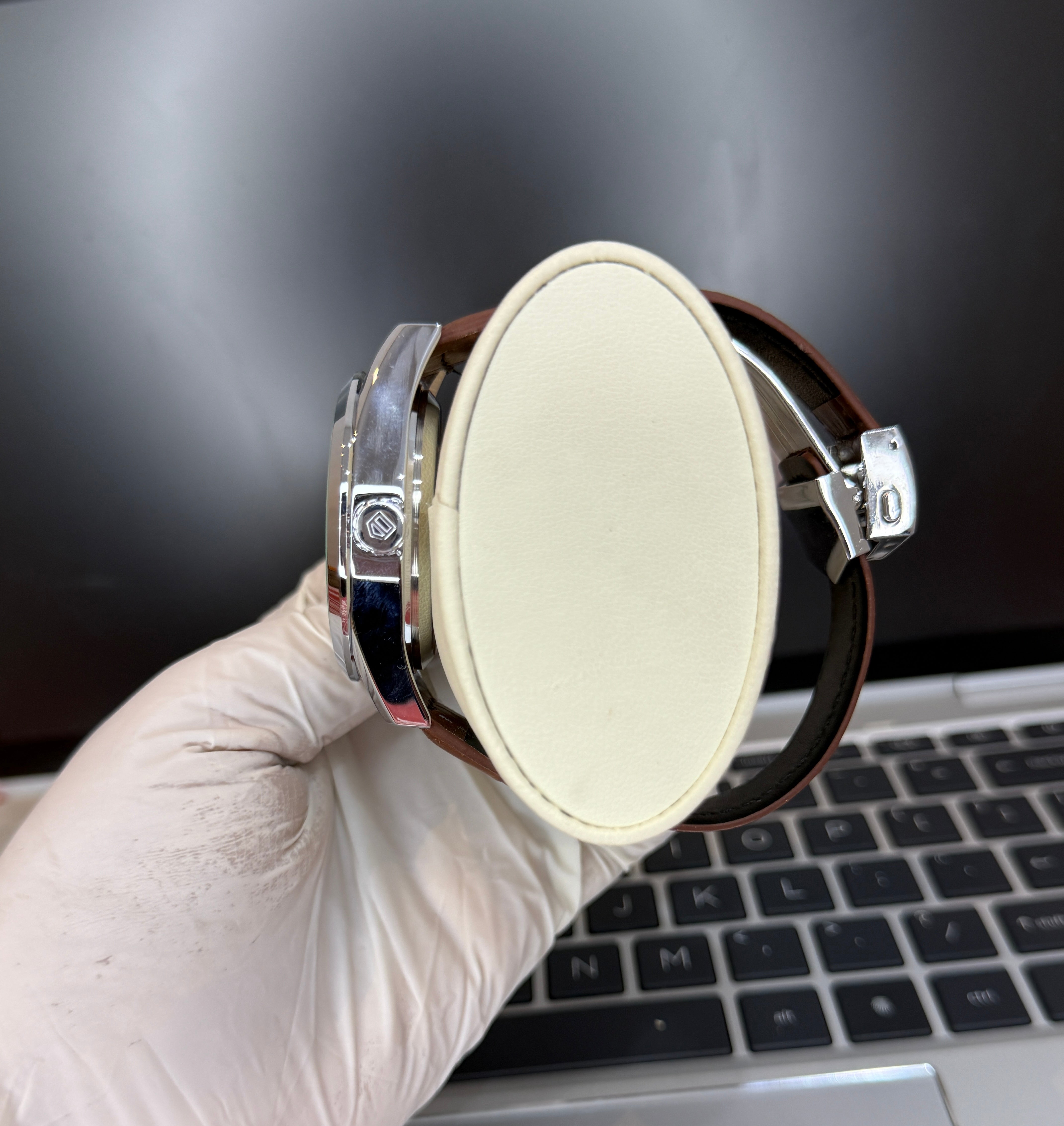 Carrera Tag Date And Day Working Leather Strap Master Lock